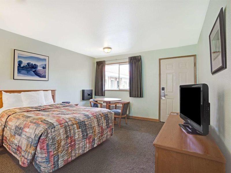 Travelodge By Wyndham Seattle North Of Downtown Zewnętrze zdjęcie