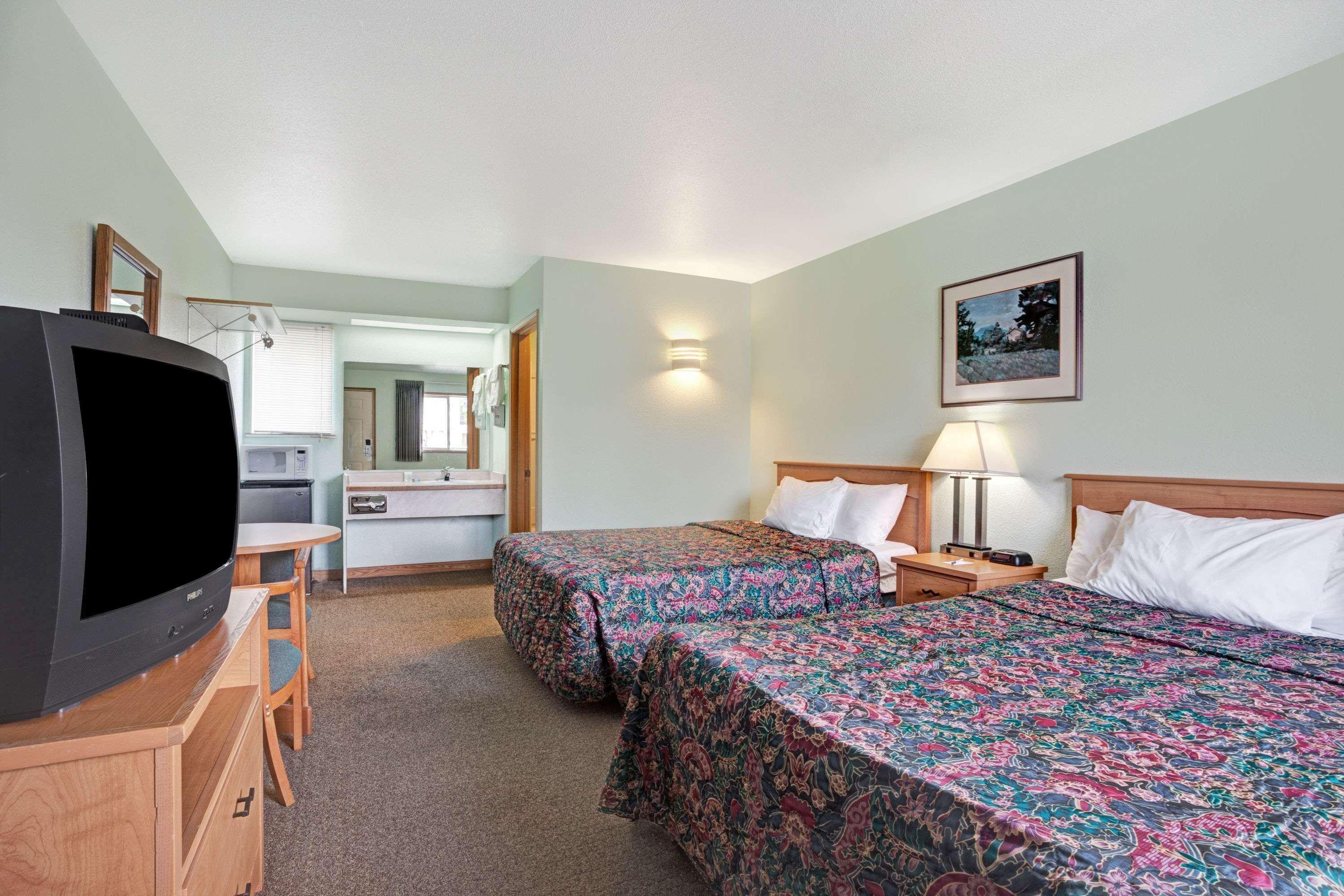 Travelodge By Wyndham Seattle North Of Downtown Zewnętrze zdjęcie