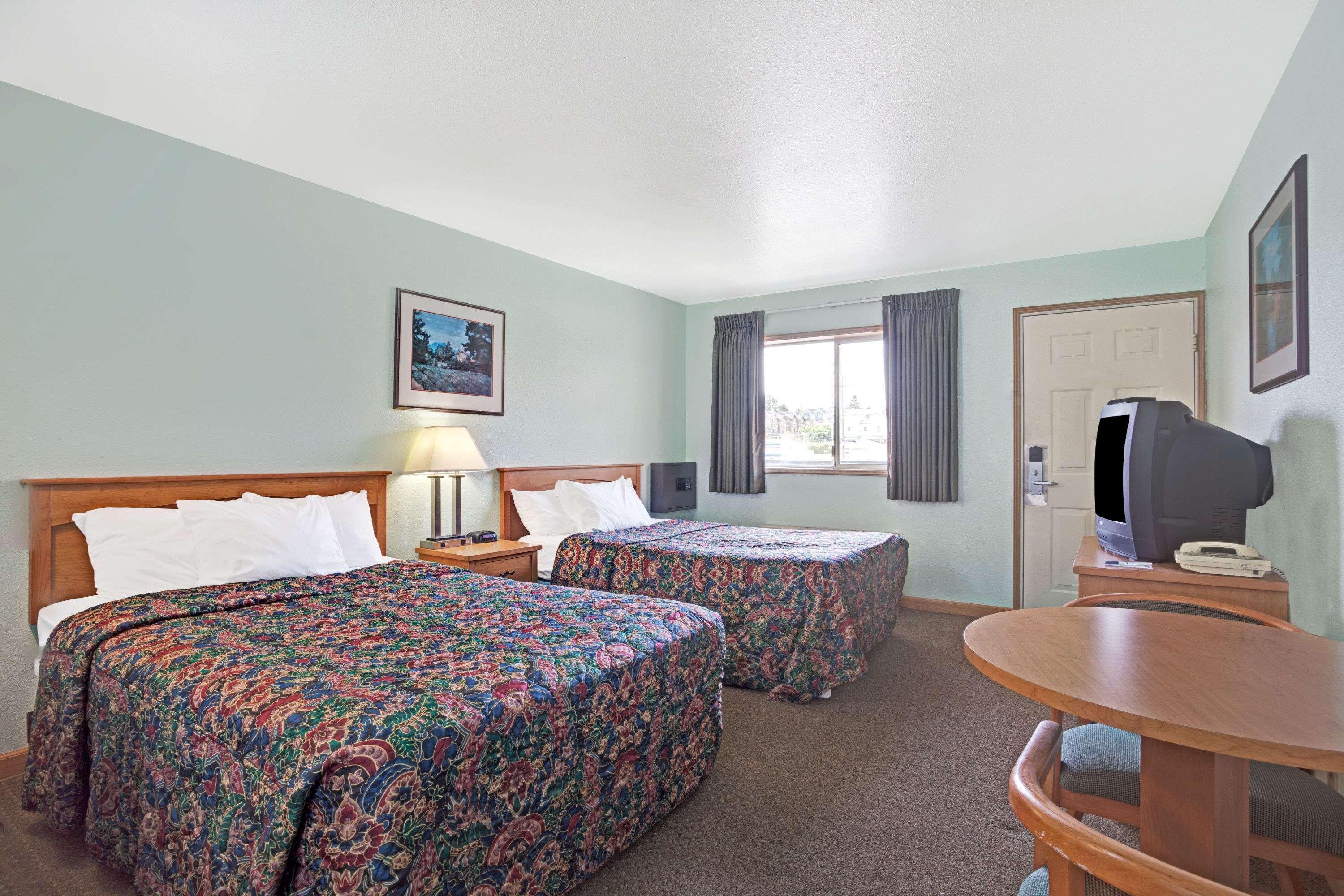 Travelodge By Wyndham Seattle North Of Downtown Zewnętrze zdjęcie