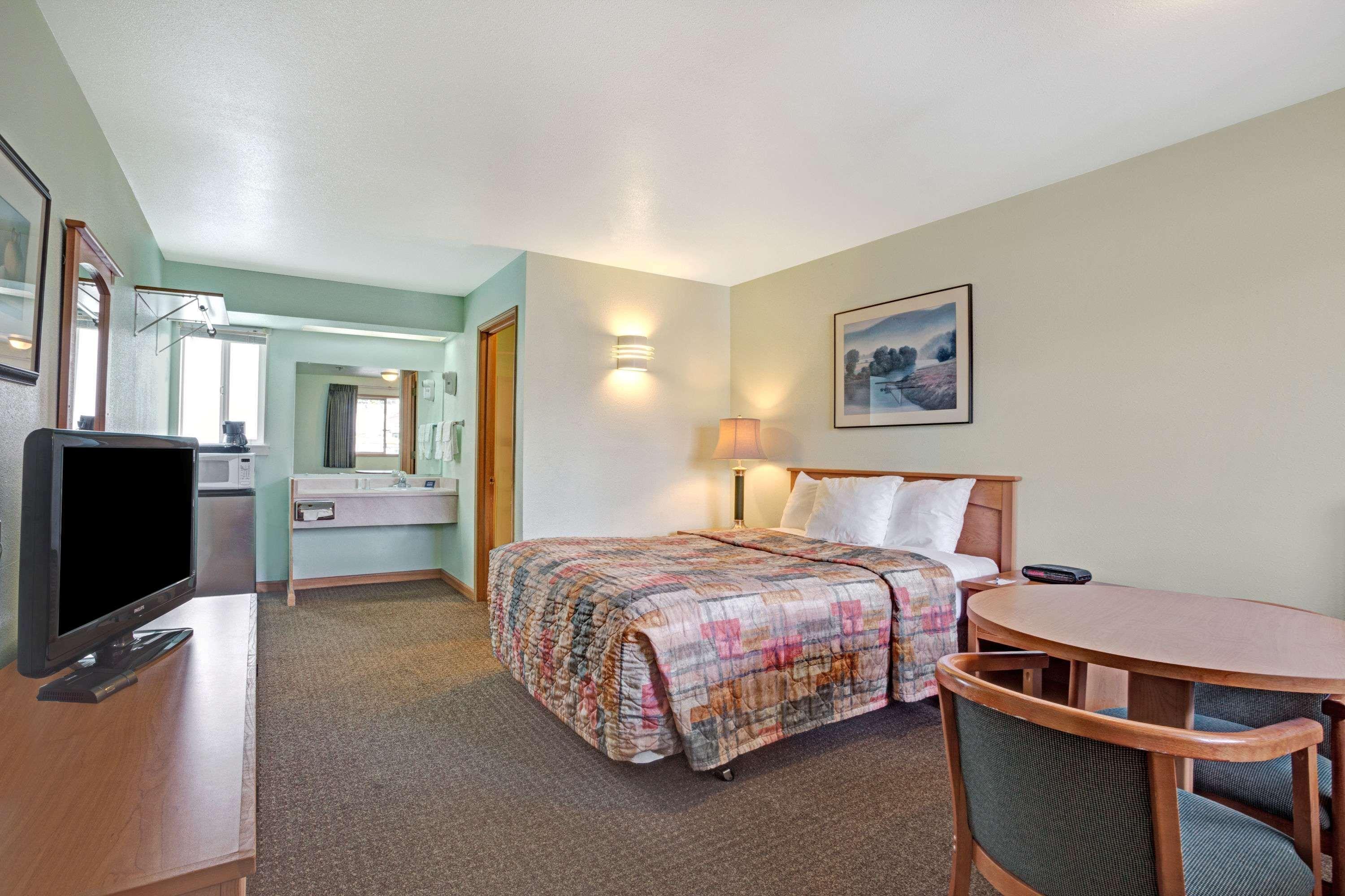 Travelodge By Wyndham Seattle North Of Downtown Zewnętrze zdjęcie